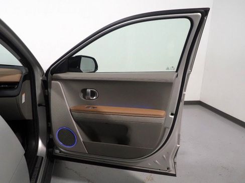 Used 2024 Hyundai Ioniq 5 Limited AWD/4WD image 65