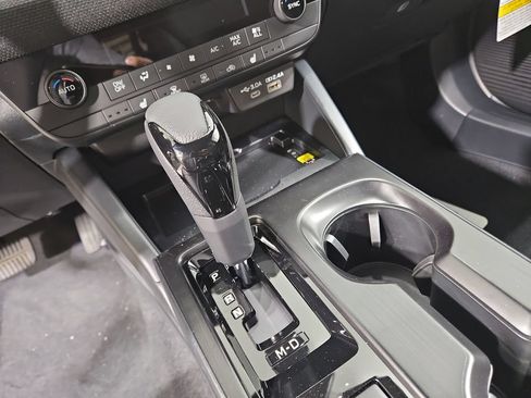 New 2026 Subaru Outback Limited AWD/4WD image 25