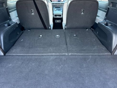 Used 2025 Hyundai Palisade SEL FWD image 17
