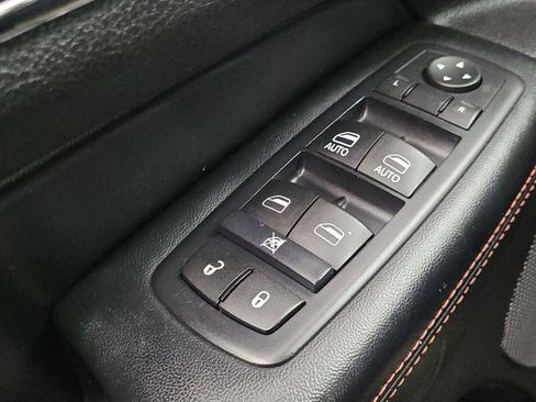 Used 2016 Jeep Grand Cherokee Limited 75th Anniversary image 27