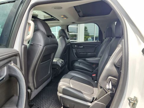 Used 2017 GMC Acadia Limited SLT AWD/4WD image 38