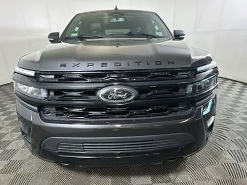 Used 2022 Ford Expedition Max Limited AWD/4WD image 8