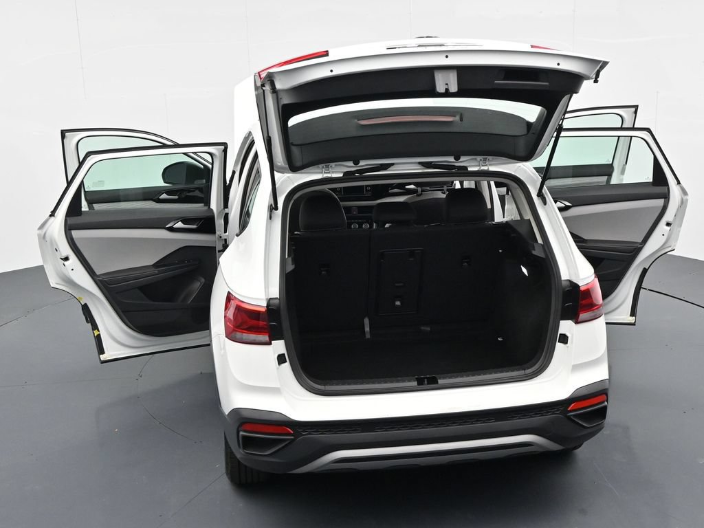 Used 2024 Volkswagen Taos S FWD image 18