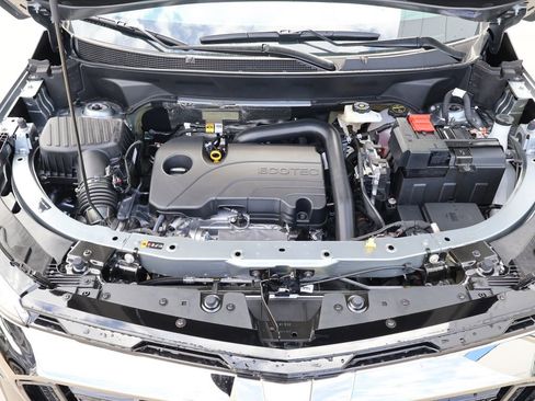 New 2026 Chevrolet Equinox ACTIV w/ Safety and Technology Package image 39