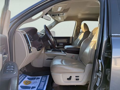 Used 2015 RAM 3500 Laramie image 17