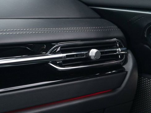 Used 2024 Aston Martin DB12 Convertible image 42