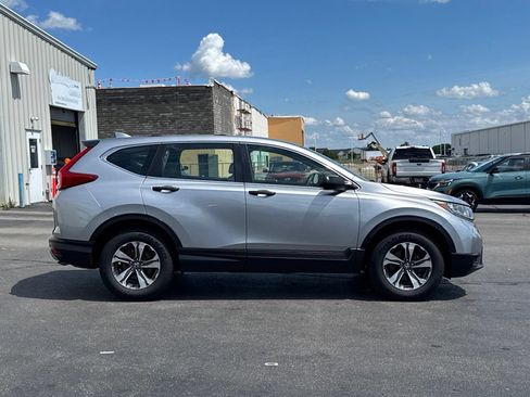 Used 2018 Honda CR-V LX image 8