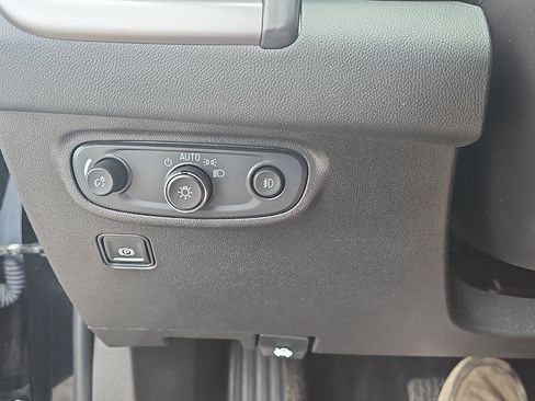 Certified 2024 GMC Terrain AT4 AWD/4WD image 31