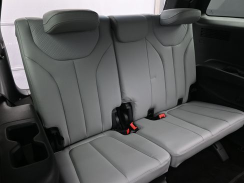 Used 2023 Hyundai Palisade SEL image 24