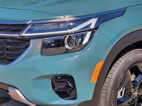 New 2026 Kia Seltos S image 6
