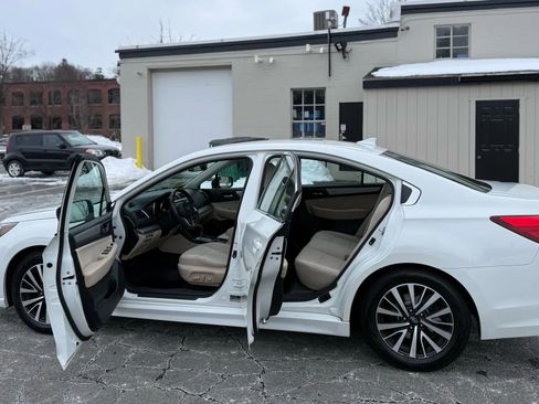 Used 2018 Subaru Legacy 2.5i Premium w/ Eyesight & BSD & Rcta & HBA image 10