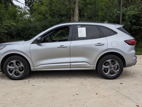 Used 2024 Ford Escape ST-Line w/ Tech Pack #1 AWD/4WD image 6
