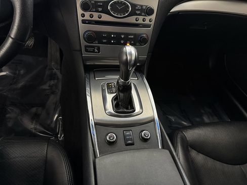 Used 2011 INFINITI G37 x Coupe w/ Premium Pkg image 20