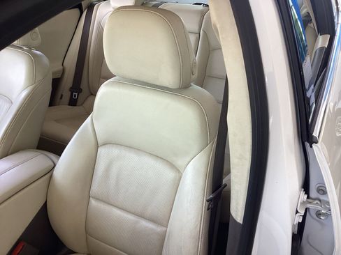 Used 2024 Chevrolet Malibu LT image 11