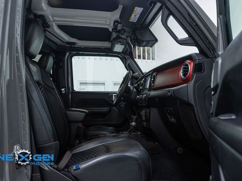 Used 2021 Jeep Gladiator Rubicon image 40