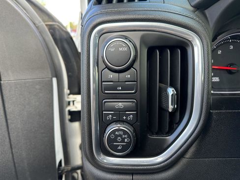 Used 2023 Chevrolet Silverado 2500 LT image 23