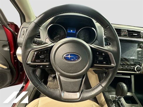 Used 2019 Subaru Outback 2.5i Limited w/ Popular Package #2 AWD/4WD image 11