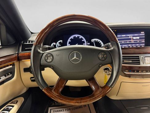 Used 2009 Mercedes-Benz S 550 S 550 Sedan 4D image 19