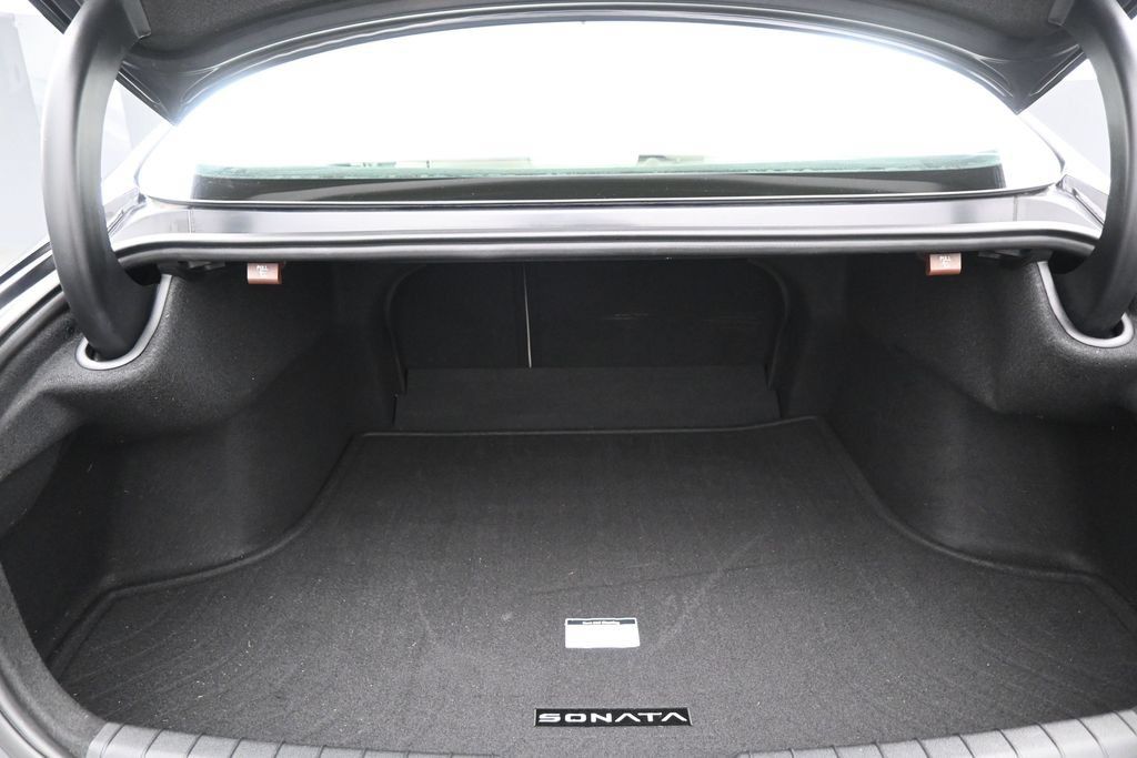 Used 2025 Hyundai Sonata SEL FWD image 24