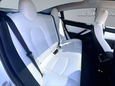 Used 2020 Tesla Model 3 Long Range AWD/4WD image 27