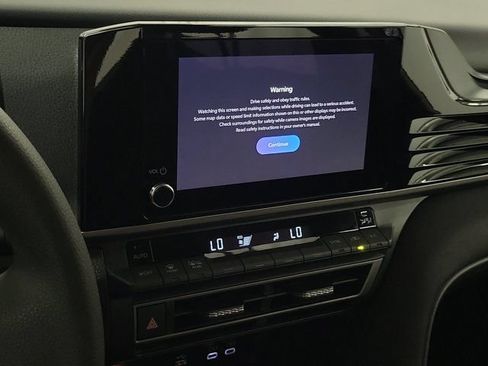Used 2025 Toyota Camry LE FWD image 27
