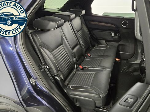 Used 2018 Land Rover Discovery HSE Luxury AWD/4WD image 41