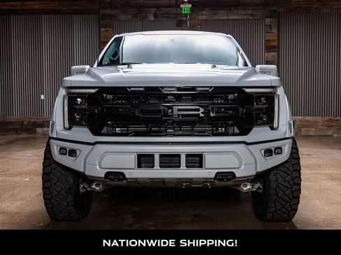 Used 2025 Ford F150 Raptor image 4