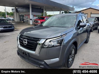 Used 2023 Nissan Pathfinder SV
