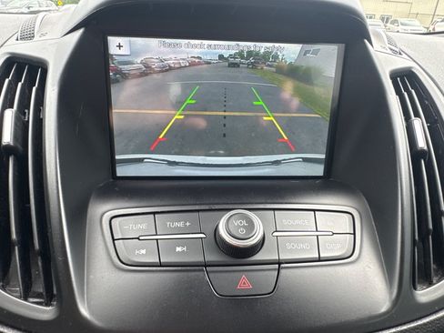 Used 2018 Ford Escape SE w/ Ford Safe & Smart Package AWD/4WD image 17