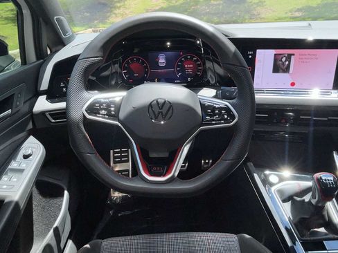 Used 2024 Volkswagen GTI SE FWD image 8
