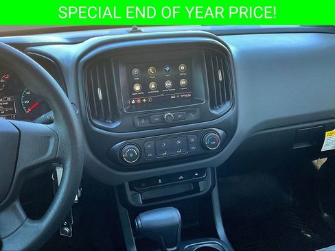 Used 2019 Chevrolet Colorado W/T w/ Custom Special Edition image 9