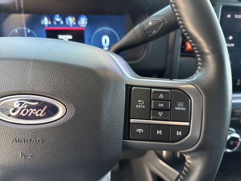 Used 2024 Ford F250 Lariat w/ Chrome Package image 24