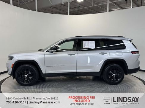 Used 2023 Jeep Grand Cherokee L Limited w/ Luxury Tech Group II AWD/4WD image 6