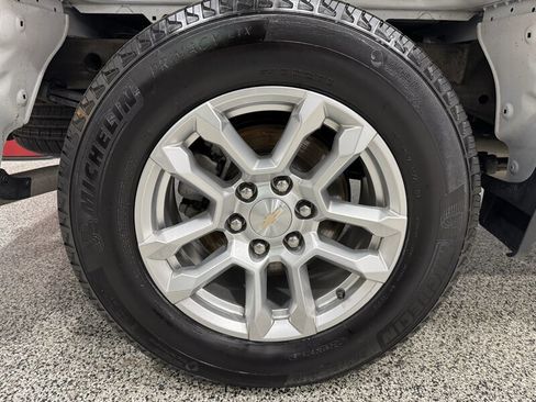 Used 2022 Chevrolet Silverado 1500 LT image 23