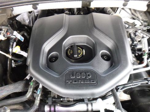 Used 2022 Jeep Grand Cherokee Limited 4xe image 24