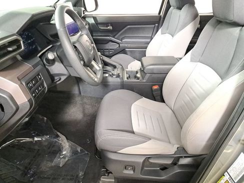 Used 2024 Toyota Tacoma TRD Off-Road image 20