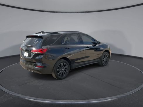 Used 2023 Chevrolet Equinox RS AWD/4WD image 8