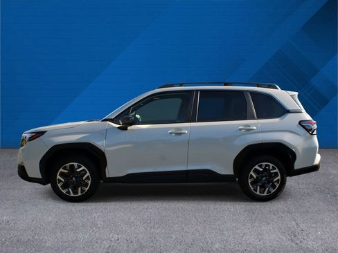 Used 2025 Subaru Forester Premium AWD/4WD image 6