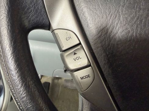 Used 2005 Honda Pilot EX image 22