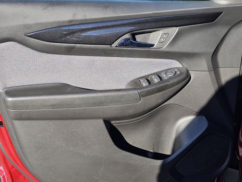 Used 2025 Chevrolet TrailBlazer LT image 14