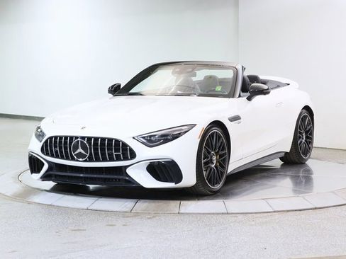 Used 2022 Mercedes-Benz SL 55 AMG 4MATIC w/ Driver Assistance Package image 14