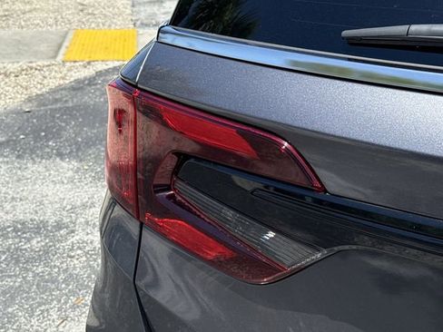 New 2026 Honda Odyssey Touring image 14