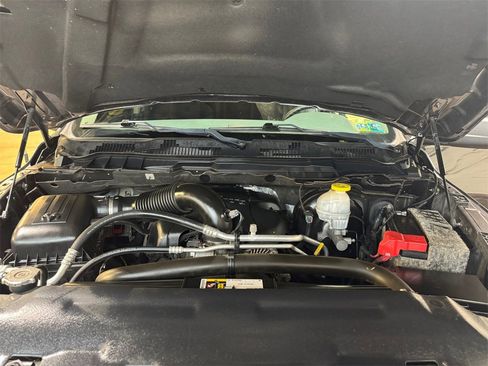 Used 2019 RAM 1500 Express w/ Express Value Package image 27