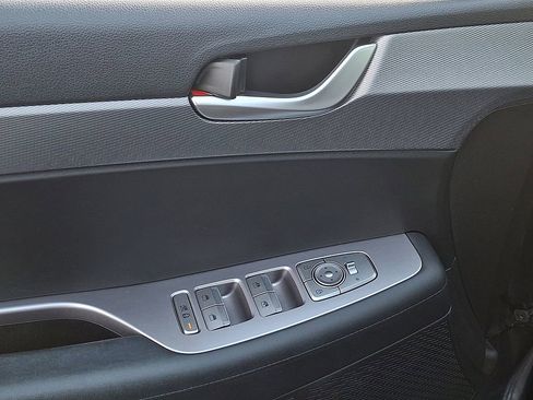 Used 2021 Hyundai Palisade SEL w/ Winter Package image 14