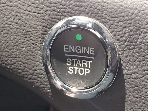 Used 2023 Ford Edge SEL AWD/4WD image 25