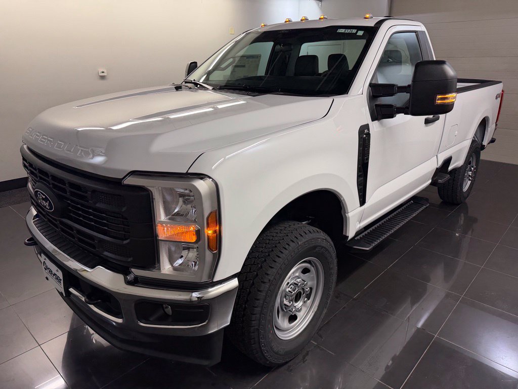 New 2027 Ford F350 XL w/ XL Chrome Package AWD/4WD image 3