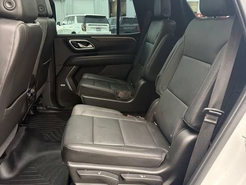 Used 2021 Chevrolet Tahoe Z71 w/ Z71 Signature Package AWD/4WD image 36