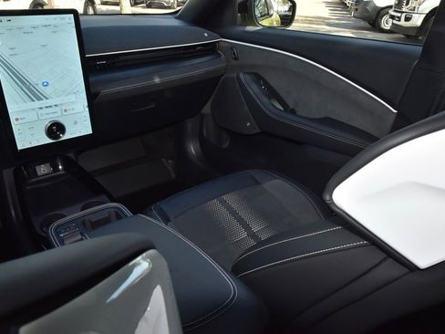 Certified 2025 Ford Mustang Mach-E GT w/ Interior Protection Package image 17