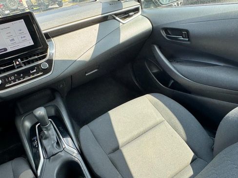 Used 2024 Toyota Corolla LE FWD image 17