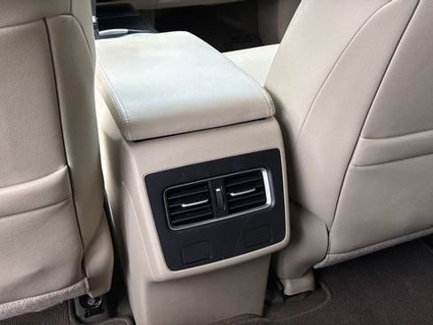 Used 2016 Acura RDX FWD w/ Technology Package image 23